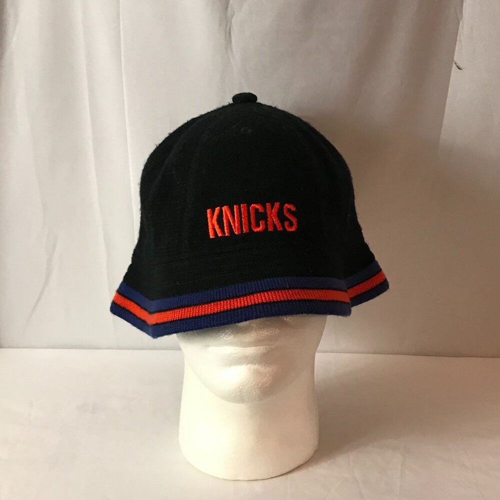 Nike NBA New York Knicks Activewear Athletic Sport Cut L/XL Pullover Bucket Hat - Picture 2 of 6